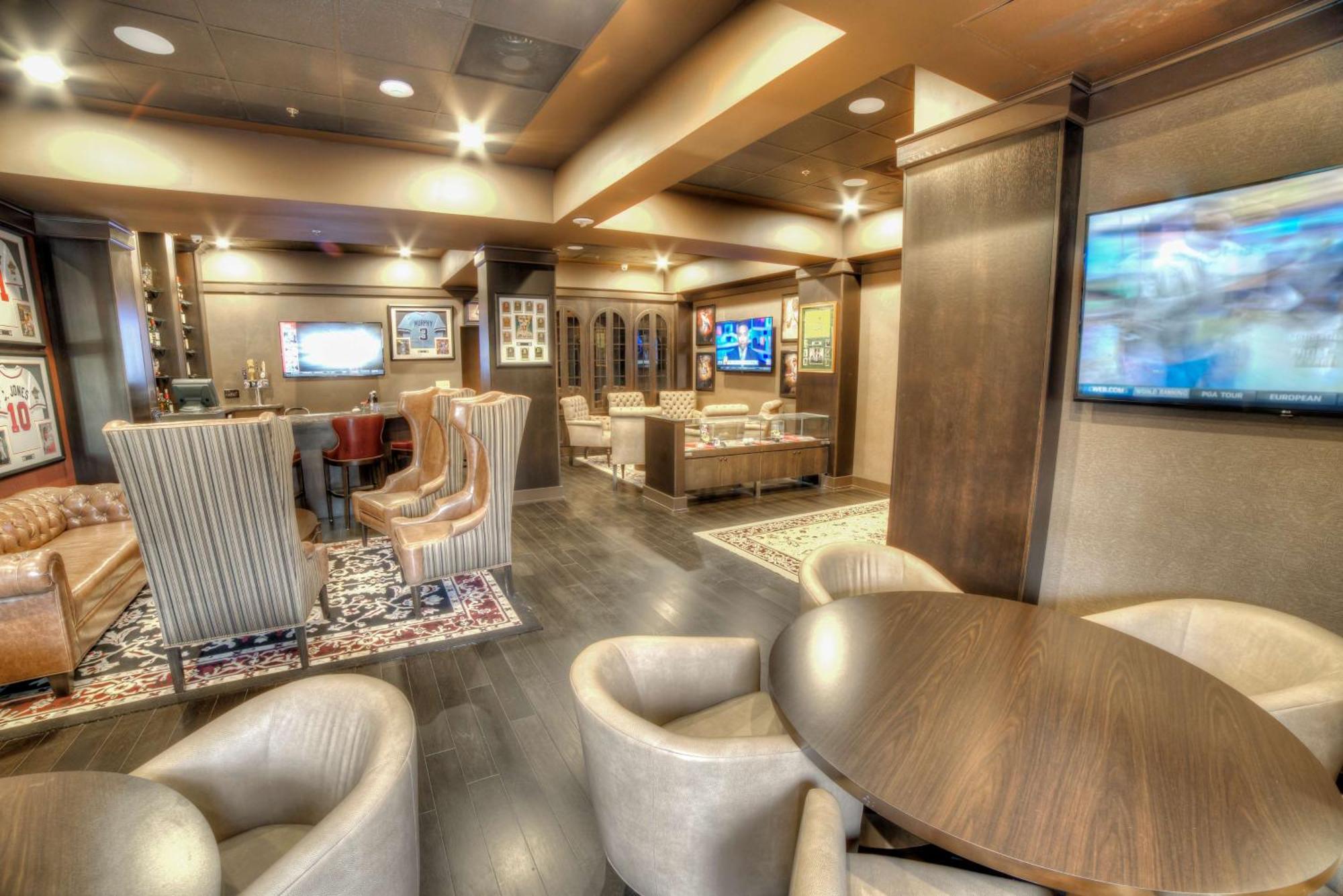 Doubletree Suites By Hilton At The Battery Atlanta Смирна Екстериор снимка