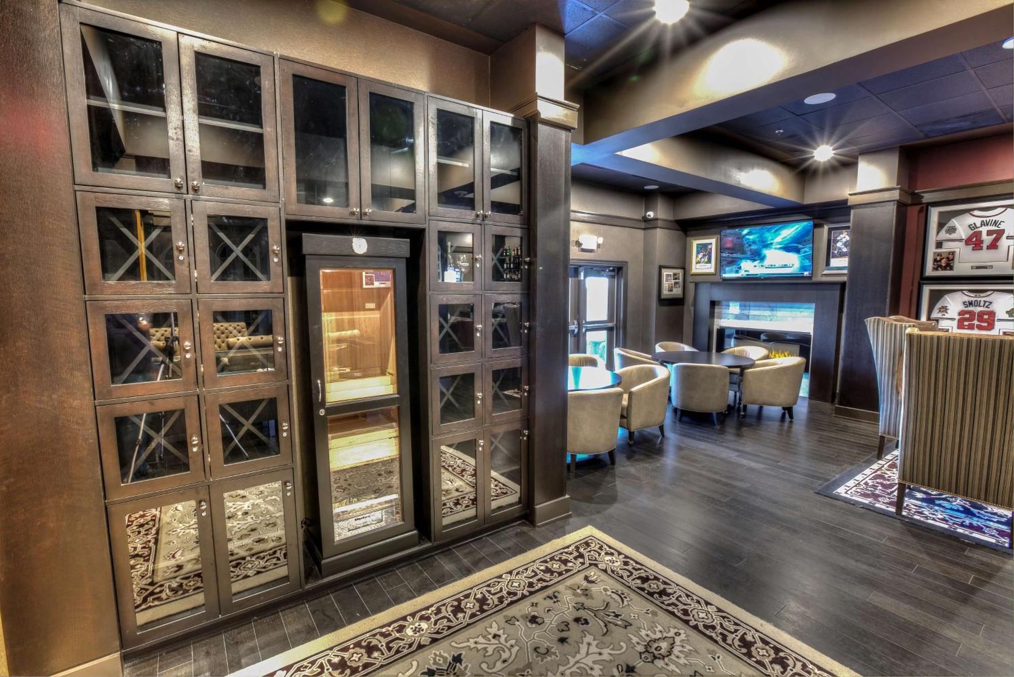 Doubletree Suites By Hilton At The Battery Atlanta Смирна Екстериор снимка